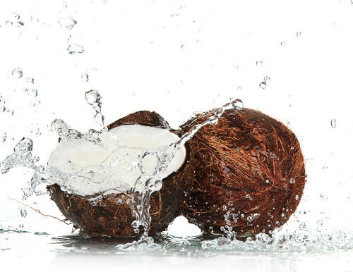 кокосовите орехи хидратират кожата