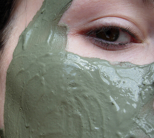 маски за лице със зелена глина - вашето спасение