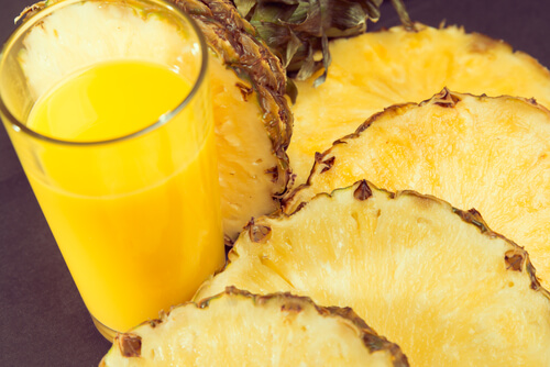 ананас - един от най-вкусните и полезни за здравето плодове, премахващи токсините