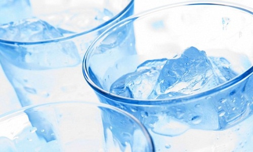 Лошо ли е да се пие студена вода?