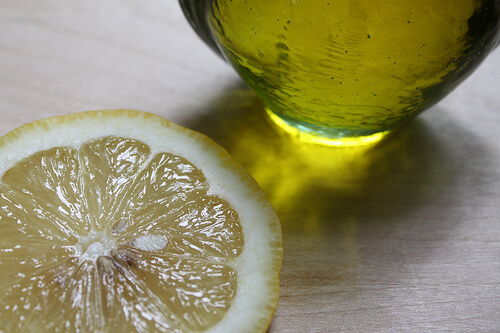 Натъркайте подмишниците си с лимон при обилно потене