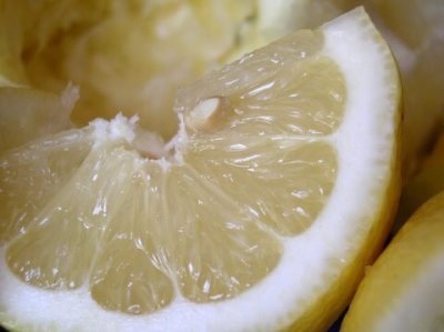Алтернативни приложения на лимонов сок