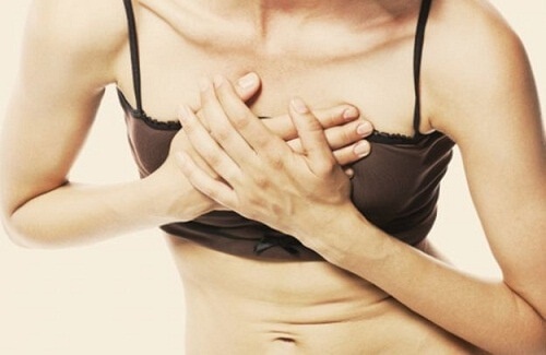 Пронизваща болка в гърдите: Сериозно ли е?