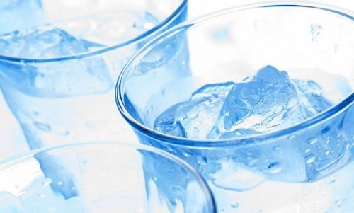 знаете ли дали пиете достатъчно вода в зависимост от теглото си