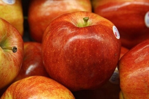 ябълки една от най-добрите храни, прочистващи дебелото черво