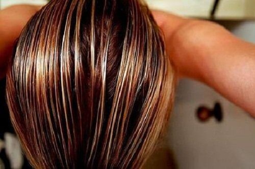 Пригответи си лосион от лайка за да изсветлите косата си естествено