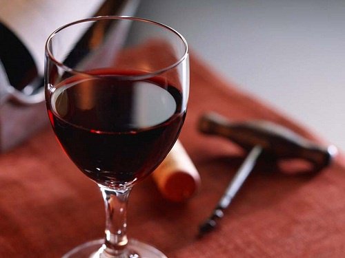 10 неподозирани ползи от червеното вино