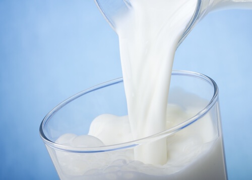 Млякото и млечните продукти не са добра храна при синдром на раздразнените черва.