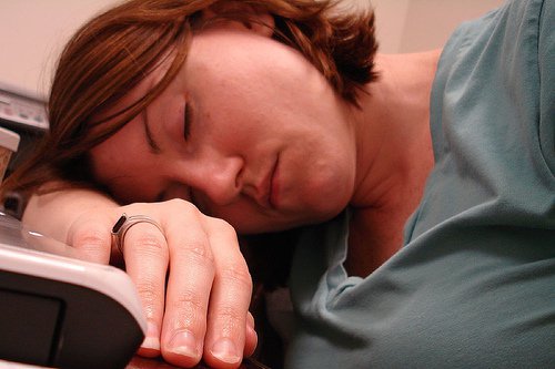 Синдром на хроничната умора: Какво представлява и как да го излекуваме?