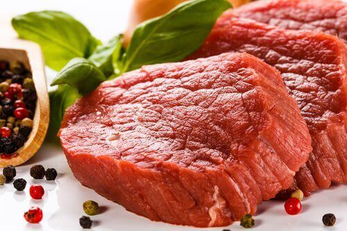 Вечер не се хранете с червено месо