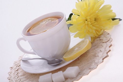 Невероятните ползи на чай от лимонова кора
