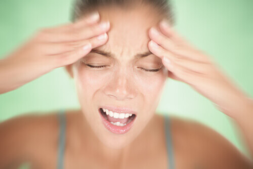 Симптомите на мигрената