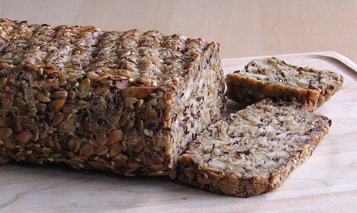 пълнозърнест хляб против инфаркт или инсулт