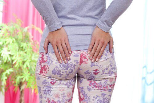 Заложете на природни средства за справяне с хемороидите