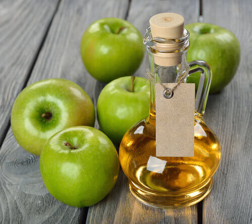 Ябълков оцет - един от най-популярните натурални лаксативи
