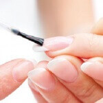 8 трика за подхранване и предпазване на ноктите