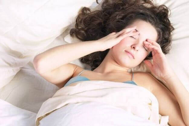 Може да се събудите посред нощ от внезапно появило се главоболие