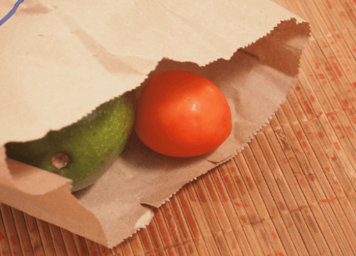 Авокадо и домат