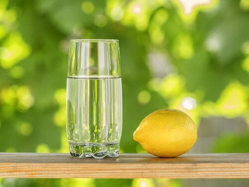Ползи от лимона за борба с наднорменото тегло