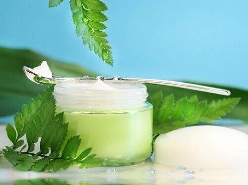 Купувайте нови продукти за миене на лицето