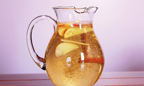 Канелена вода с ябълка и лимон за отслабване