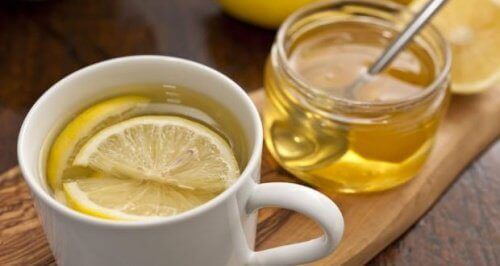 Чай от лимоновите кори 