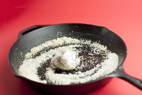 Открийте прости трикове, за да запазите тиганите като нови