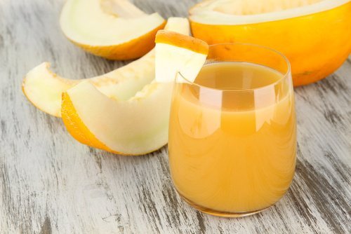 Как да си приготвите вода от пъпеш за отслабване и по-добър сън