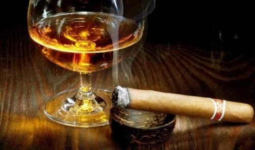алкохол, цигари и висока пикочна киселина