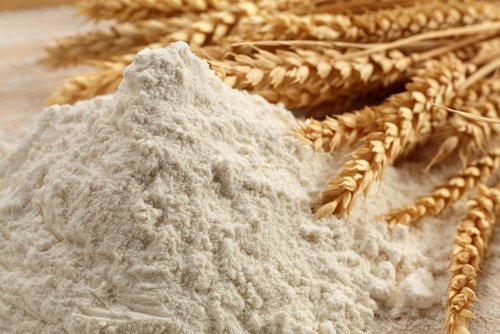 Хранителни продукти съдържащи бяло брашно