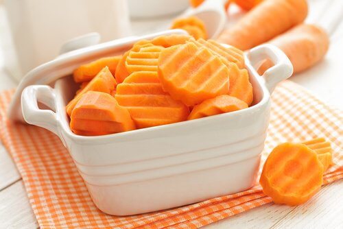 моркови срещу колит