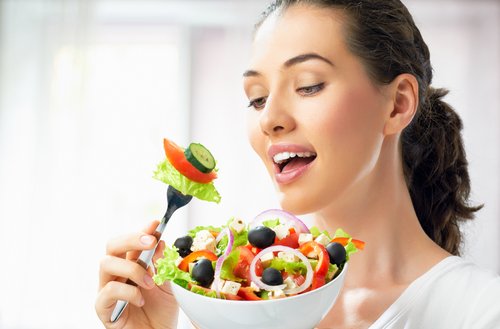 вредни хранителни навици отнемащи красотата на лицето ви