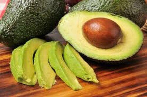 авокадото е сред храните съдържащи полезни мазнини