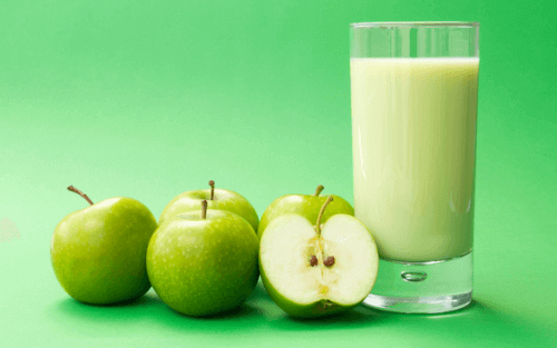  Сок от зелена ябълка за прочистване на дебелото черво