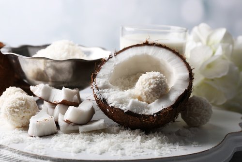 Сурови кокосови орехи