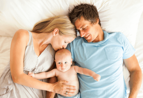 детската привързаност към родителите е характерна за бебетата