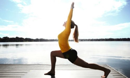6 невероятни йога пози за отслабване