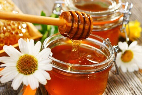 третиране на келоидните белези с мед