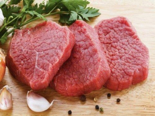 един от продуктите на кетогенната диета е месо
