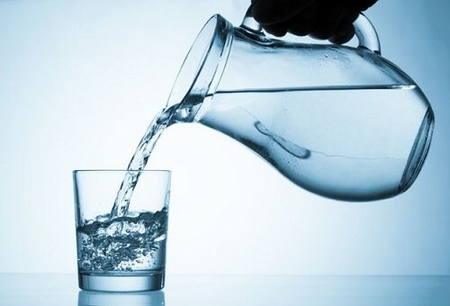 Ако нивата на кръвната ви захар са високи, имате нужда от вода