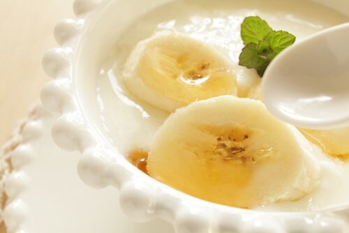 Рецепти за закуска - веганско мляко с банан