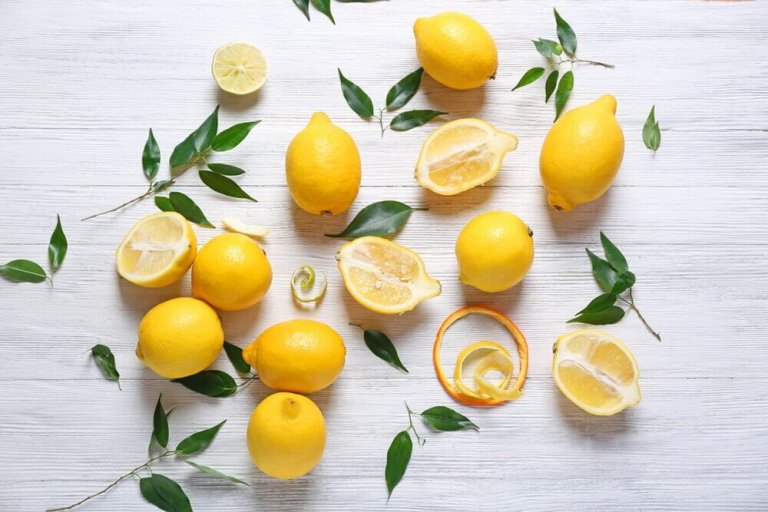 Открийте лечебните качества на лимоните и как можете да ги използвате за целта