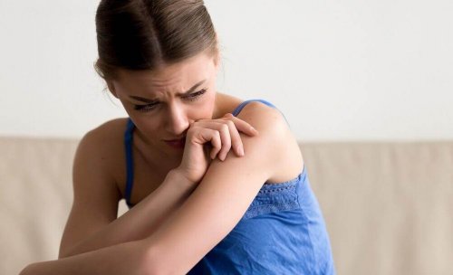 хората, които не са били обичани, имат проблеми с емоциоиите като възрастни