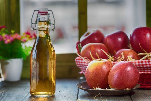Ябълков оцет домашно средство в борбата срещу алергиите