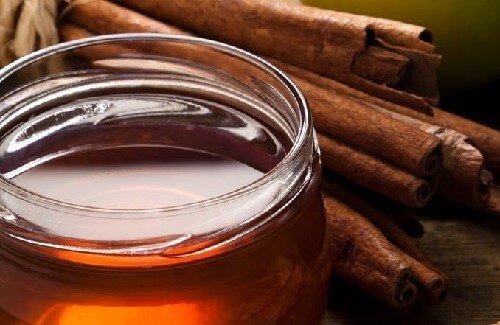 Предимства от ежедневния прием на супена лъжица канела и мед