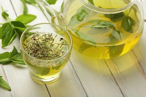зеленият чай е сред най-използваните средства за детоксикация на организма
