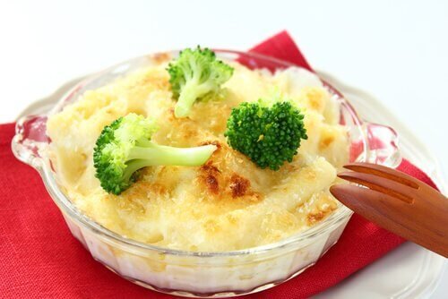 вкусни рецепти с броколи - броколи със сирене