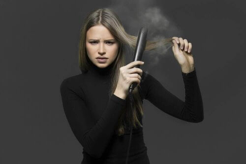 Четири начина за изправяне на косата по естествен начин без преса