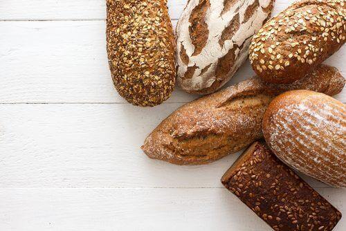 чрез консумацията на пълнозърнест хляб организмът ви ще получи фибри, витамини и хранителни вещества