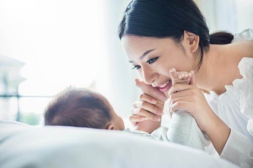 Защо японските деца винаги слушат родителите си?